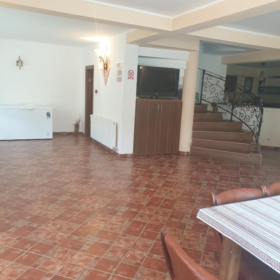 Pensiunea Bradul,Moieciu de Sus Moeciu De Sus Exterior foto