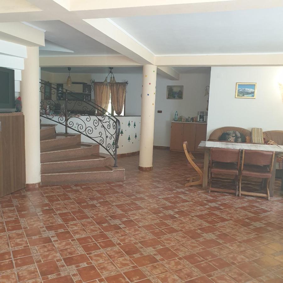 Pensiunea Bradul,Moieciu de Sus Moeciu De Sus Exterior foto